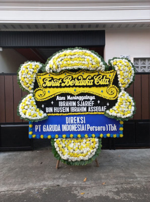 Papan Bunga Duka di Padang Hilir